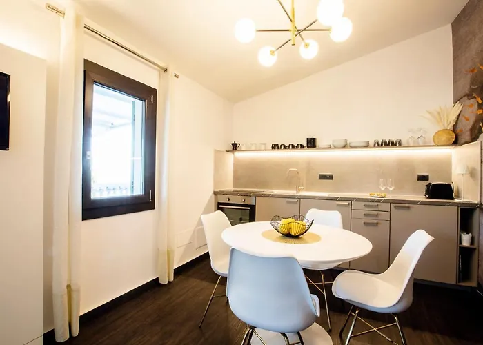 Bellevue - & 레반토