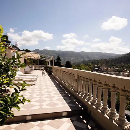 Bellevue - & 4* Levanto