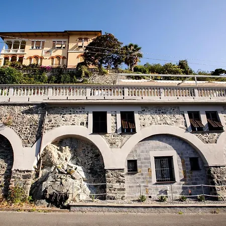 Bellevue - & Levanto