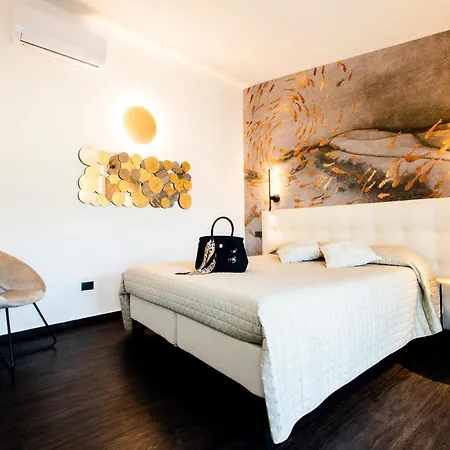 Bellevue - & 4* Levanto