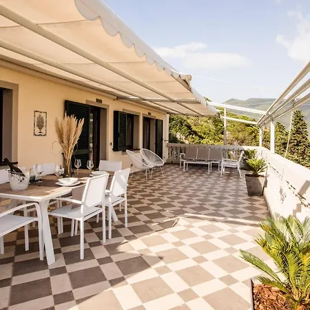 Casa de hóspedes Bellevue - &