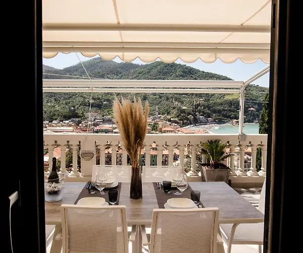 Bellevue - & Vendégház Levanto